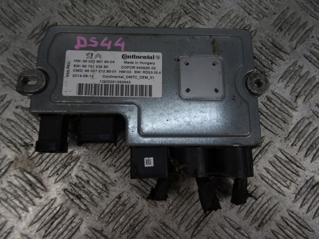 фото №3, Citroen ds4 модуль запуск стоп 9802096780