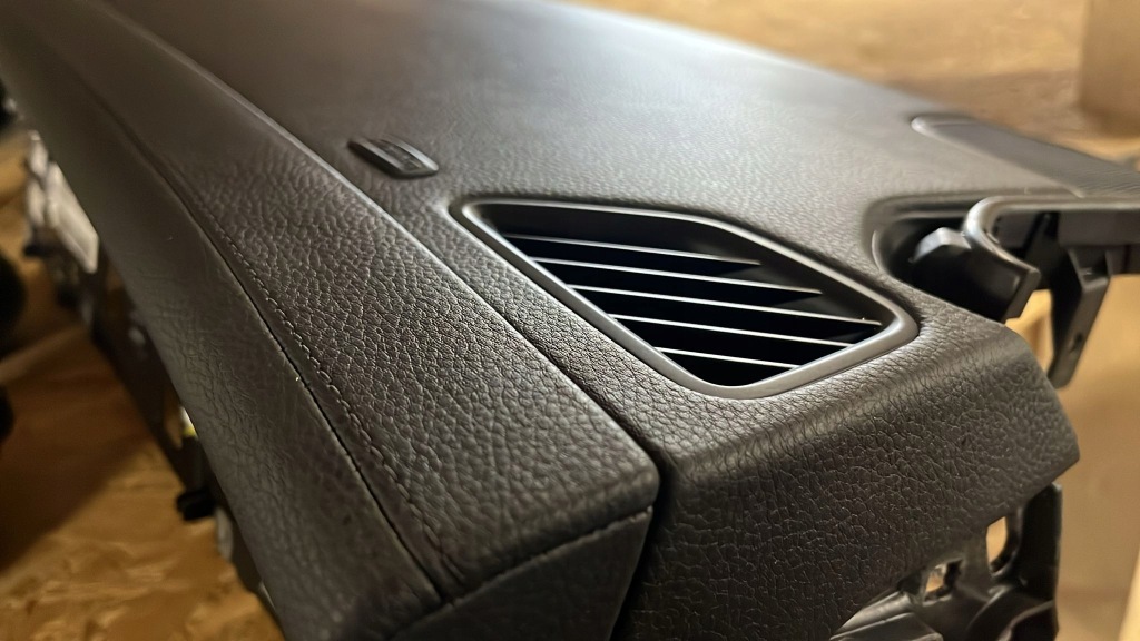 фото №8, Idealna kpl.konsola panamera 971 подушки безопасности ремни czarna нитка 1