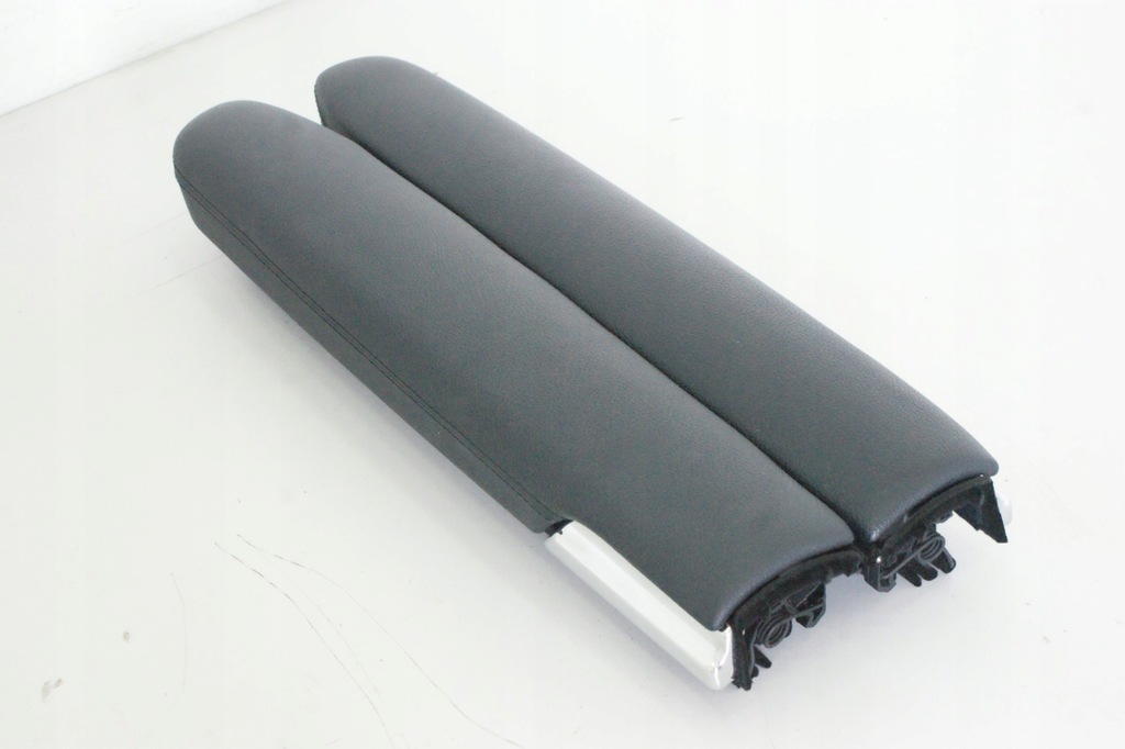 фото №10, Подлокотник бардачок дверной пассажира czarna кожа mercedes w221