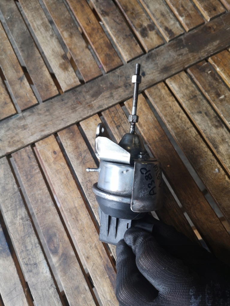 фото №7, Актуатор турбіни клапан turbo audi a3 8p 1.9tdi