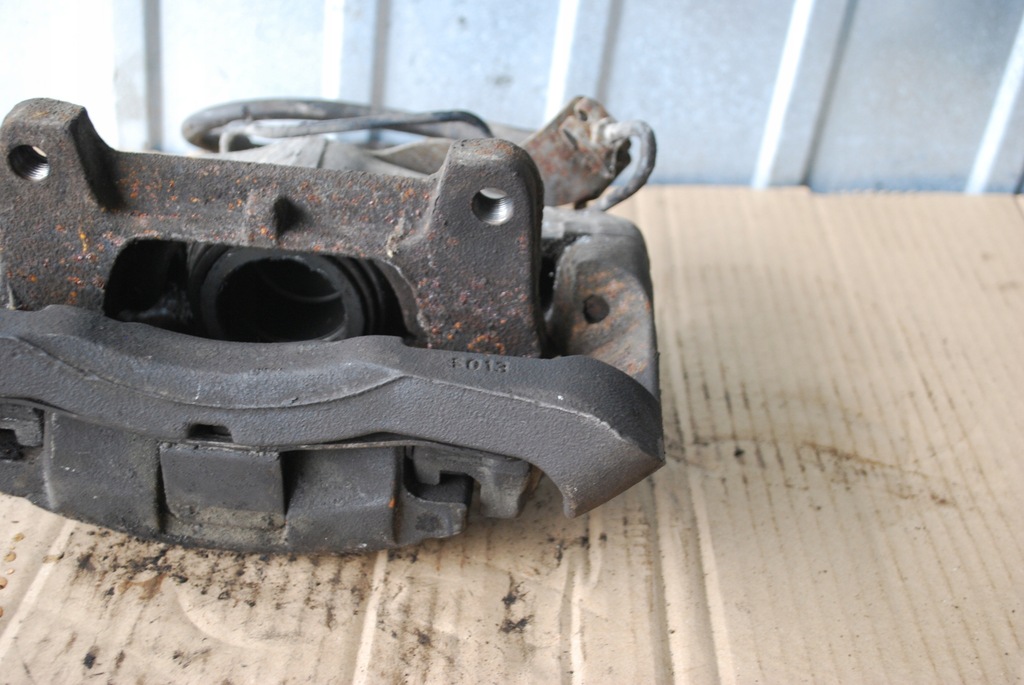 фото №9, Супорт гальмівний лівий перед audi a8 d3 320mm