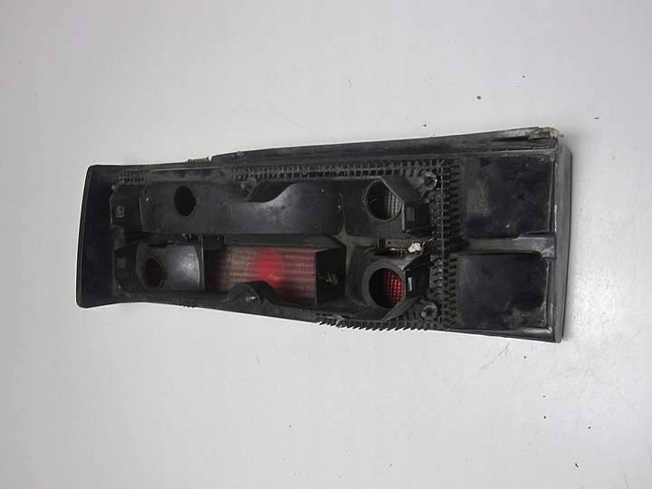 Лампа задняя правая audi 100 c2 165 с Разборки