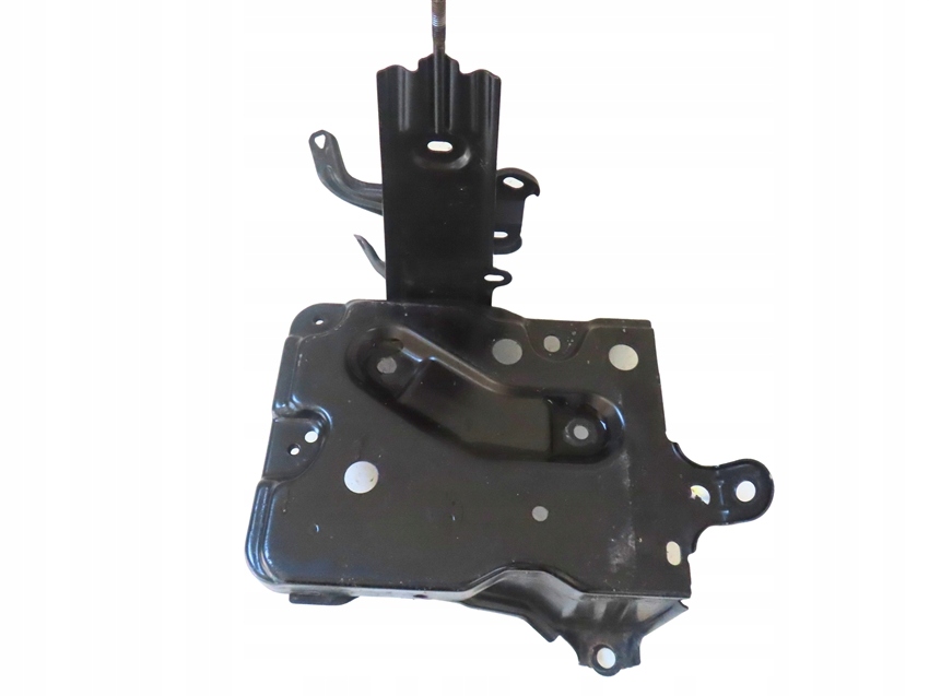 Основание кронштейн аккумулятор toyota yaris 3 2011-2020 год Доставка
