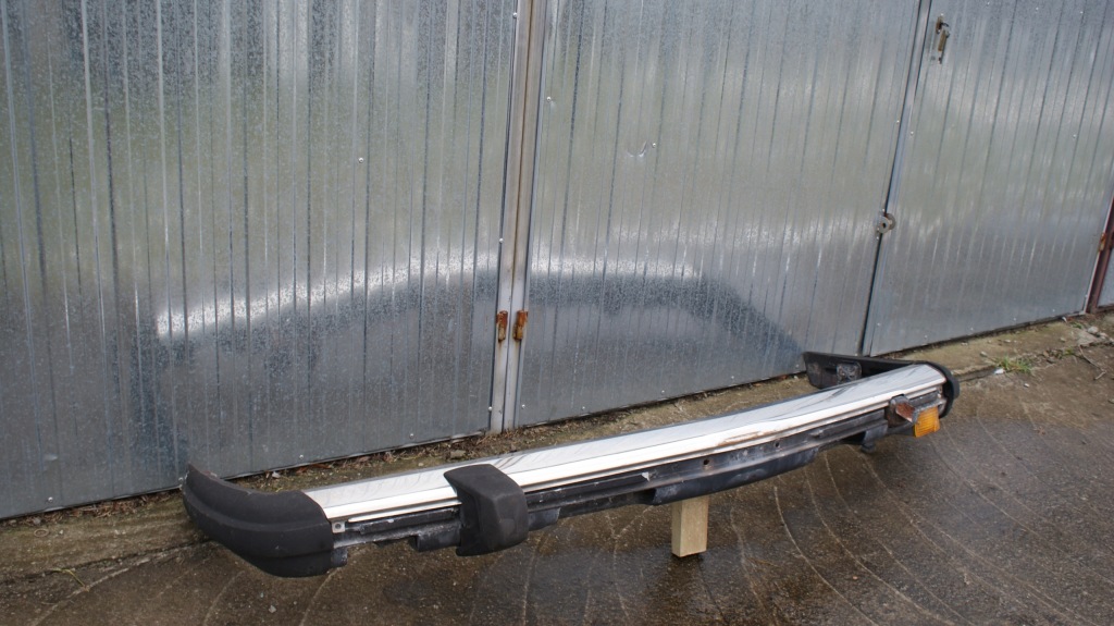 Купити Mercedes r107 sl slc бампер перед передній 1078801970