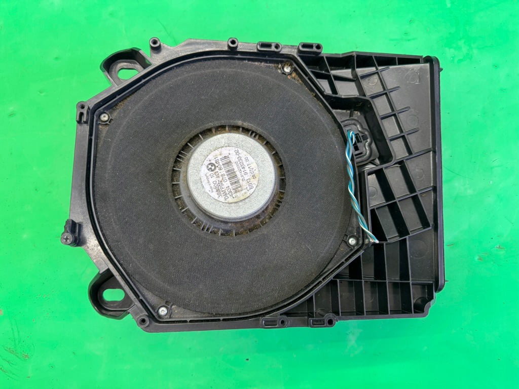 Купити Динамік низькочастотний лівий 9143233 bmw 3 e91 e90 04-