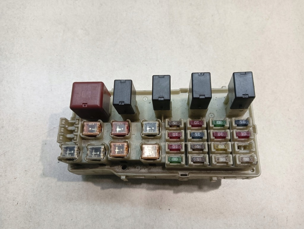 фото №1, Коробка предохранителей toyota camry v 2.4 16v