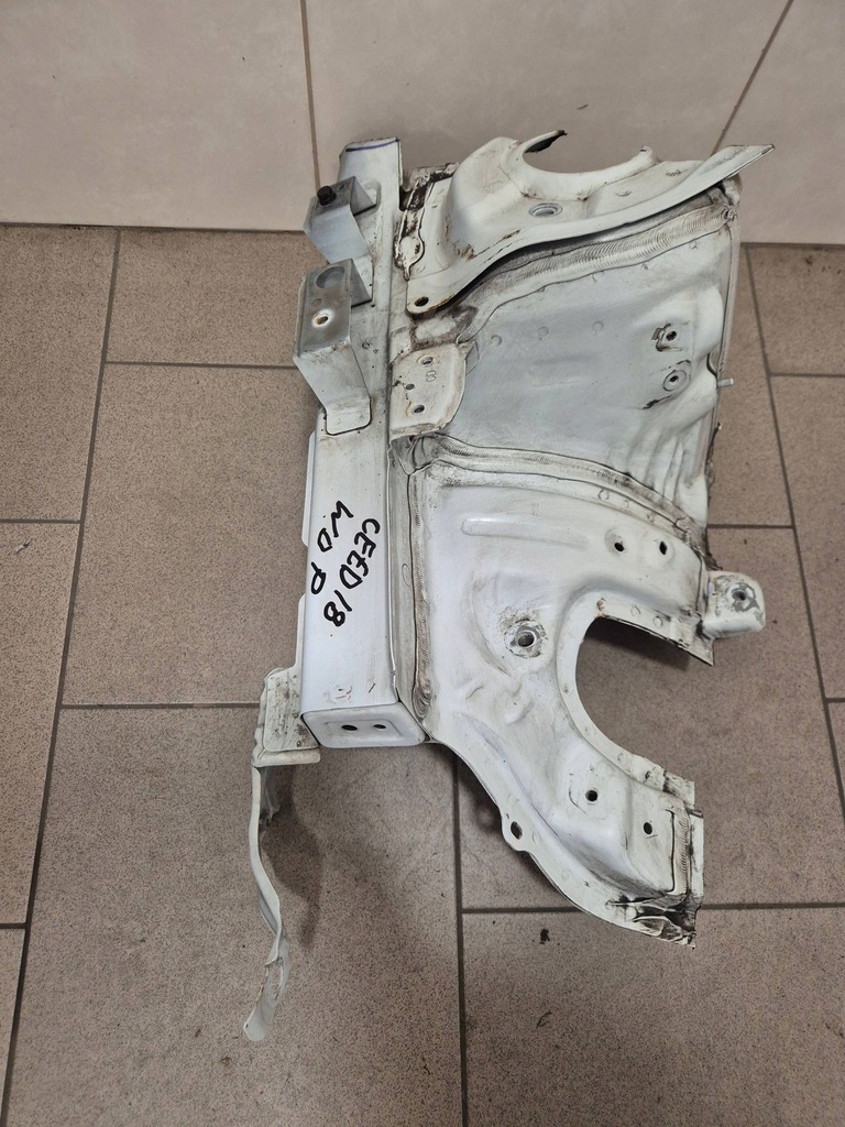 фото №1, Kia ceed iii 18- лонжерон права wd