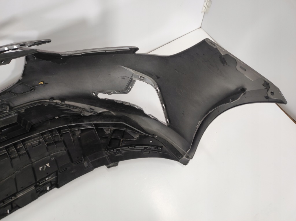 Бампер перед передній opel insignia b рестайлінг  39161812 39148889 Зі Шроту