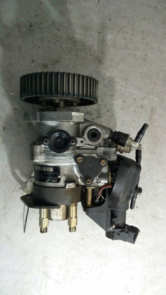 фото №2, Насос упорскування fiat punto ii 1.9d r8640a121a