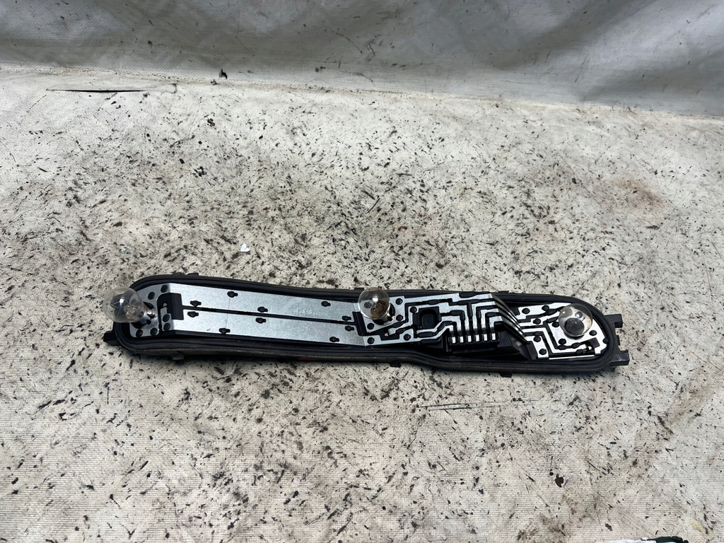 фото №1, Smart forfour вкладыш лампы левый задняя europa оригинальный номер