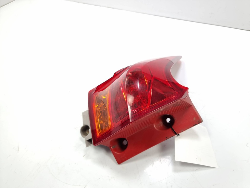 фото №3, Лампа левая задняя toyota auris ii