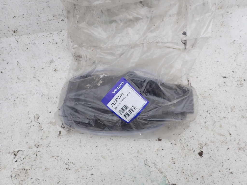 фото №1, Volvo v60 ii 2 18- крышка заливной топлива