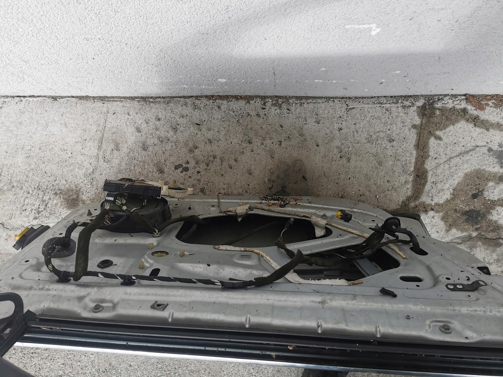 фото №9, Дверь левый перед renault laguna iii 07-14 eu