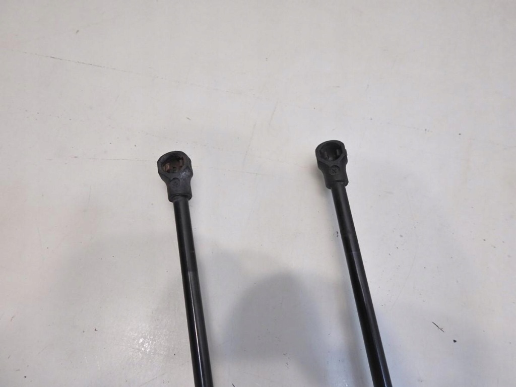 фото №6, Амортизаторы амортизаторы капот peugeot 607 lift 9643926480