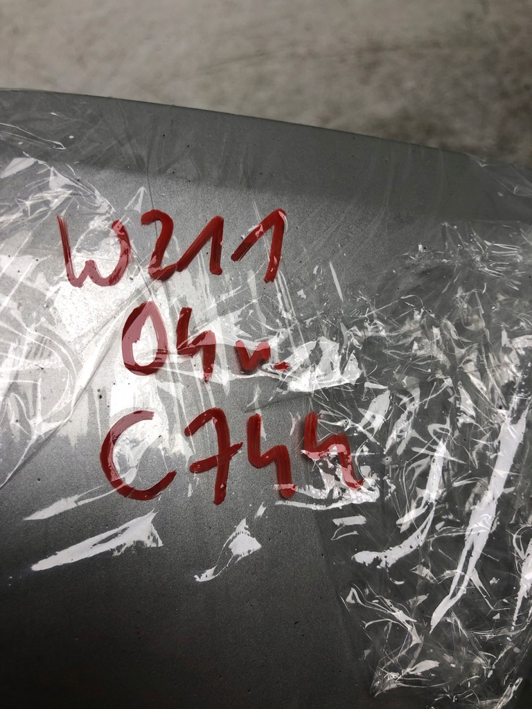 фото №6, Крышка заливной c744 mercedes w211 a0005843117