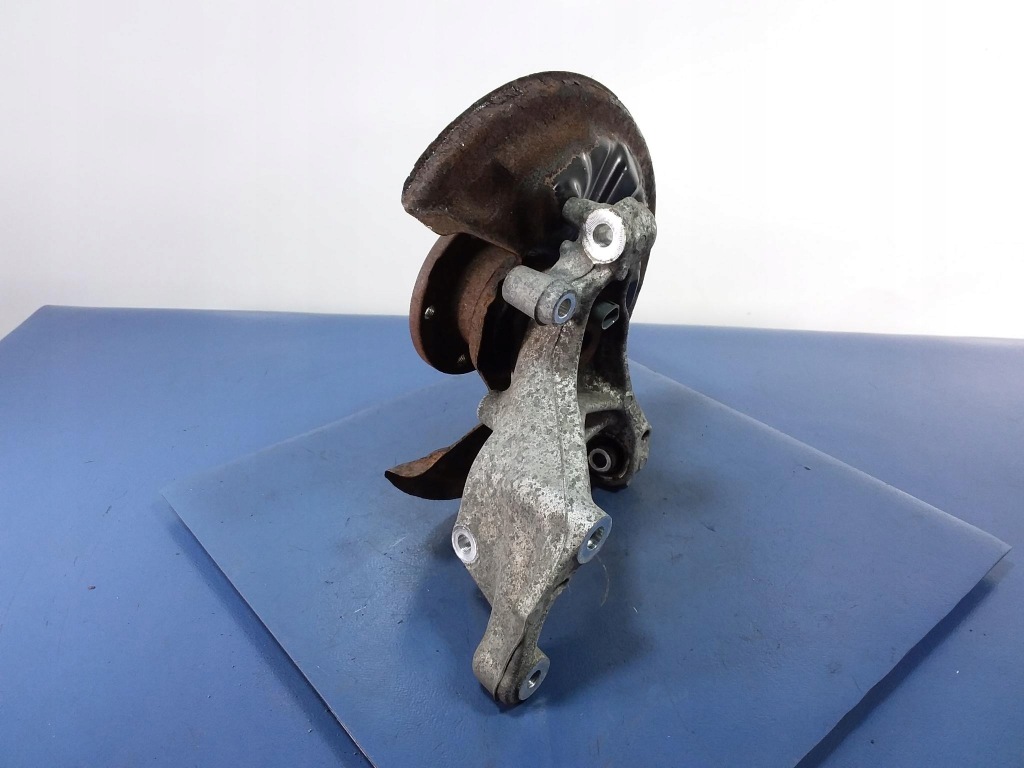 фото №5, Skoda superb iii поворотний кулак задня права задня ступиця