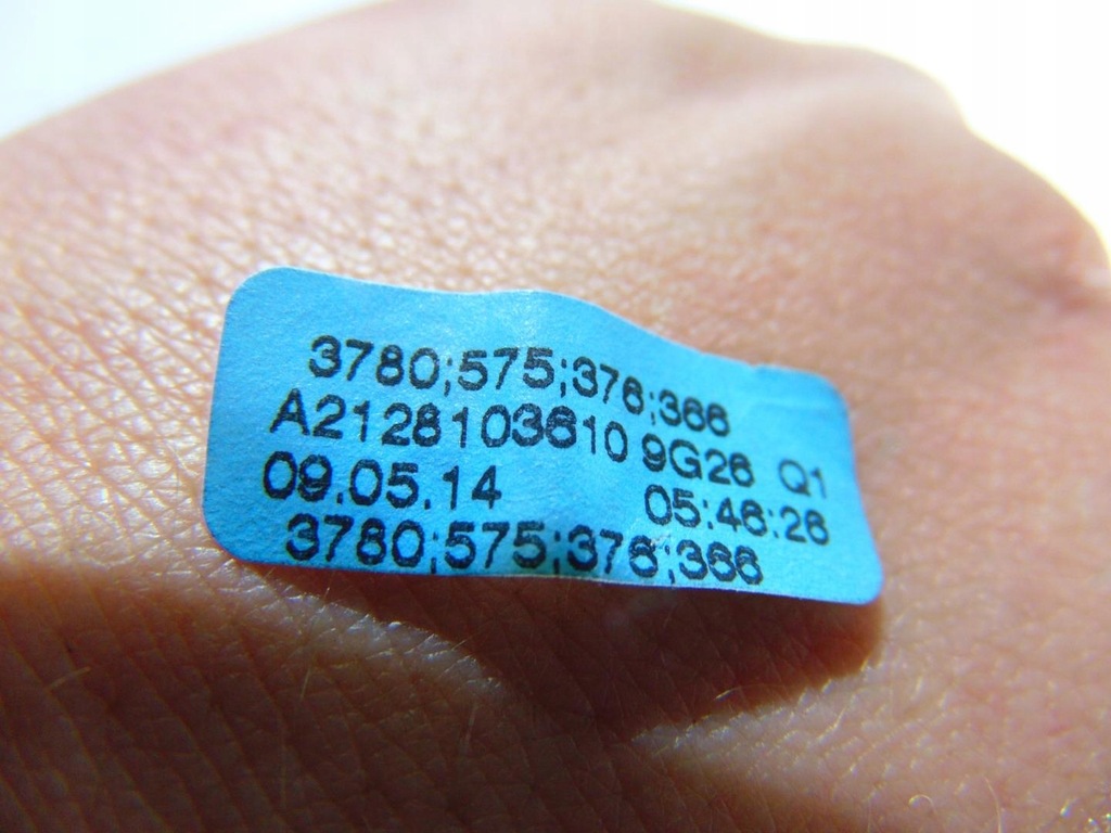 фото №3, Козирок захист права mercedes w212