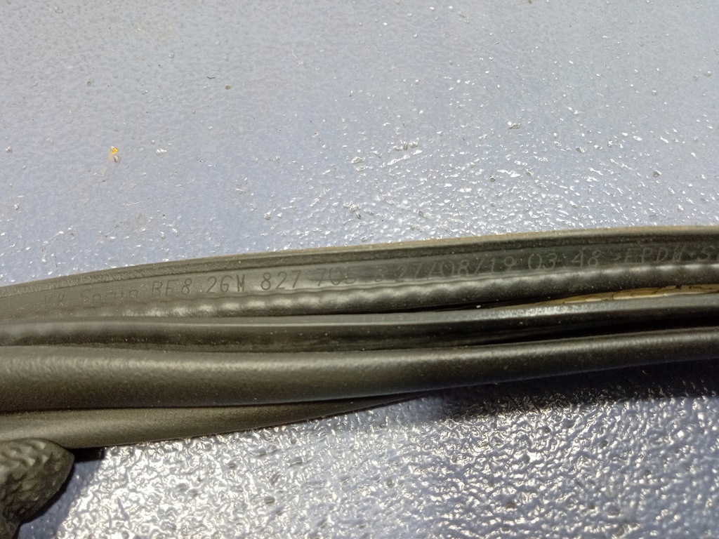 фото №4, Vw t-cross 18- прокладка крышки багажника 2gm827705b