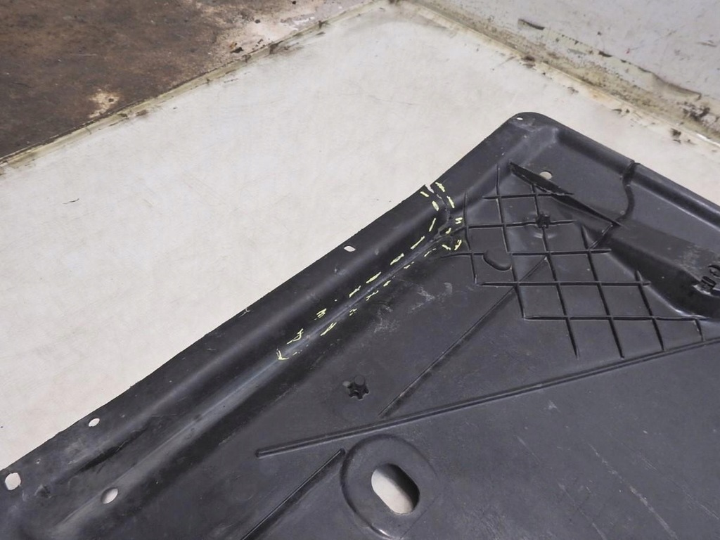 фото №6, Захист підвіска ліва audi a3 8p 3d 1k0825211e