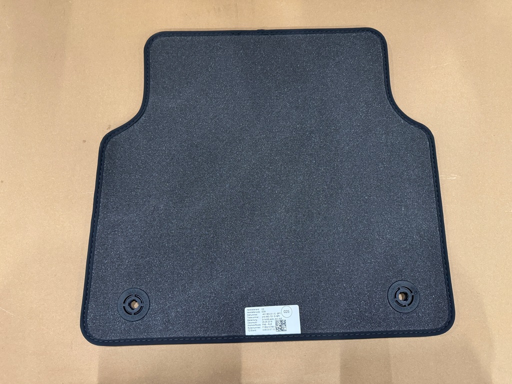 фото №9, Audi a8 s8 4h коврики велюровые оригинал комплект 4h1863011e gp1 demo 18km