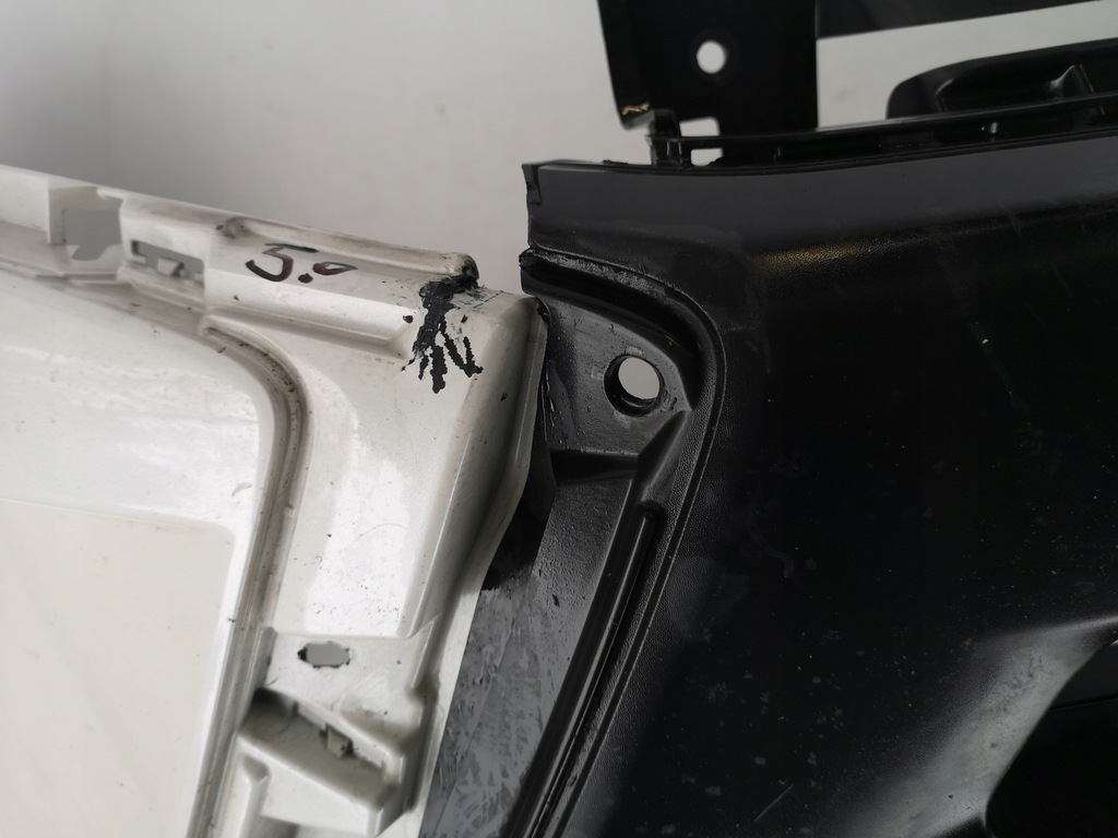 фото №7, Mitsubishi eclipse cross- бампер перед хром