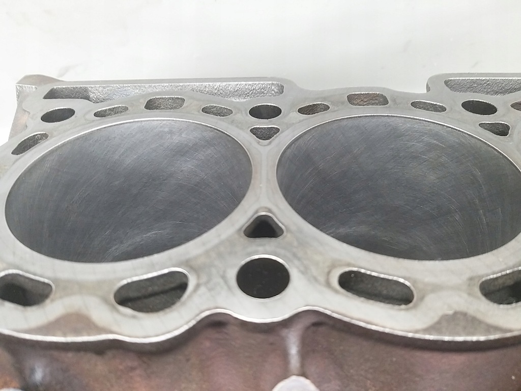 фото №11, Блок двигателя номинал jaguar land 3.0 d 306dt xf x250 xj x351 9x2q-6015-cc