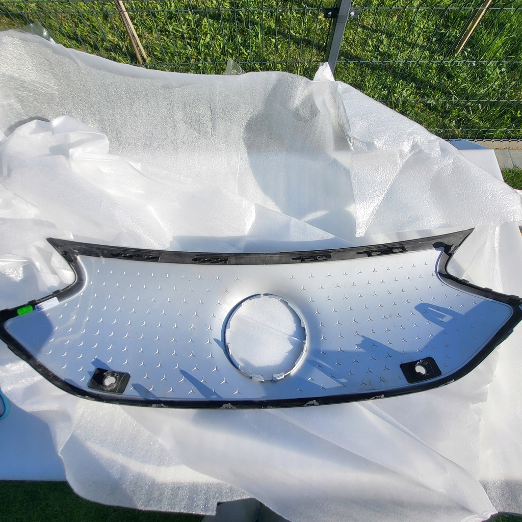 фото №11, Решётка радиатора mercedes v295 eqe a2958883500