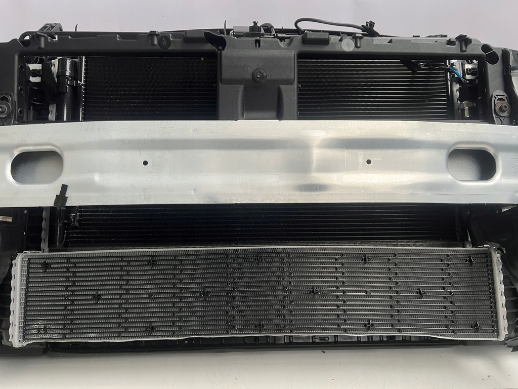 фото №14, Pas передній підсилювач радіатор вентилятор audi a5 8w lift 2.0tdi aut