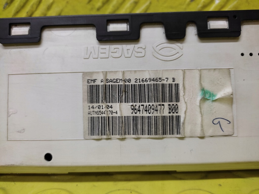 фото №6, Citroen c2 дисплей часы 9647409477