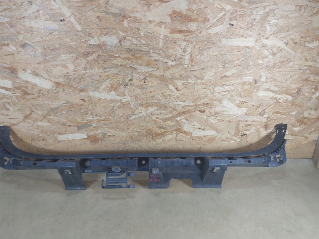 фото №1, Bmw e91 напрямна бампера задня 7127720