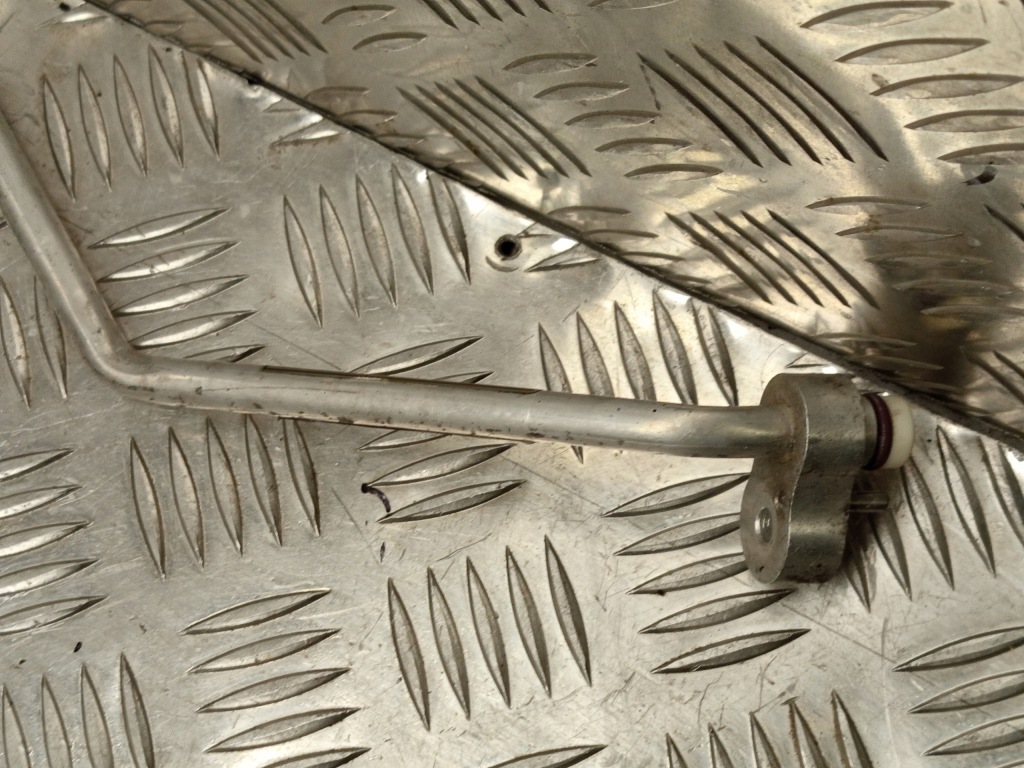 Bmw f20 f21 f30 f82 f83 шланг патрубок труба кондиціонера 9212236 Недорого