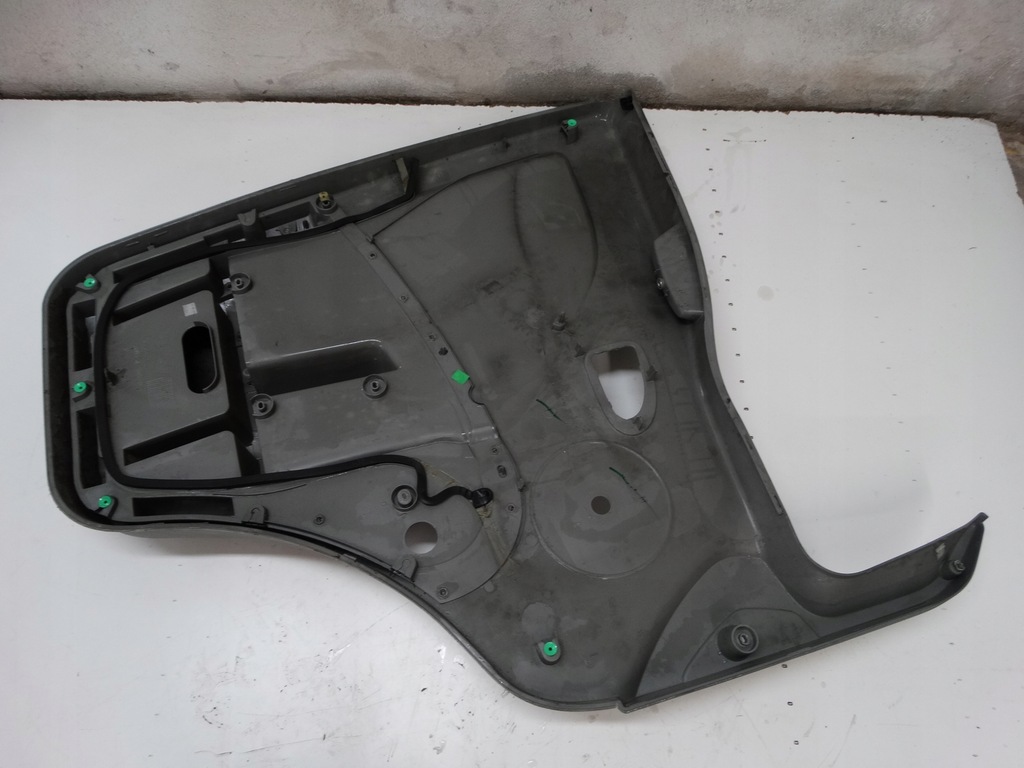 фото №9, Обшивка дверь правый перед renault master ii 04-10r.