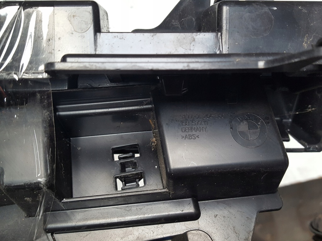 фото №4, Bmw 1 f20 напрямні кріплення накладки порога праве