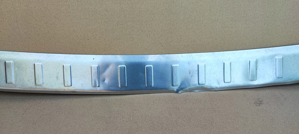 фото №6, Kuga mk1 накладка молдинг хром бампера задня