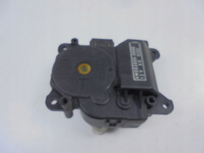 фото №6, Subaru tribeca i b9 моторчик кришка обігрівача