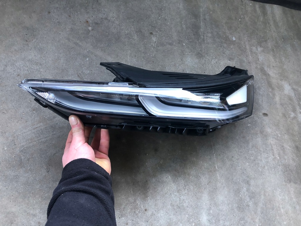 фото №1, Hyundai santa fe iv протитуманна фара лівий led 92207-s