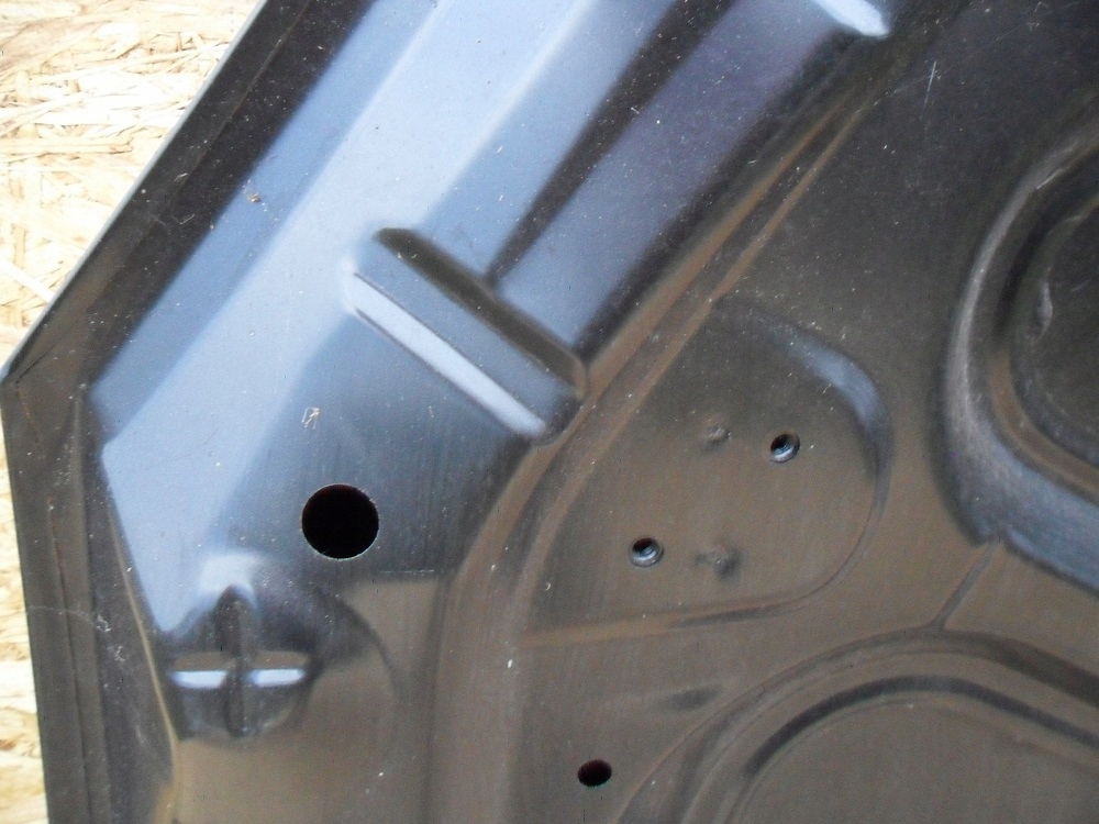 фото №11, Kia carens un 2006- капот