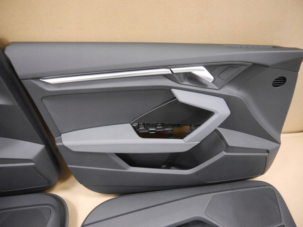 фото №12, Audi a3 8y сиденья кожа обивка s-line