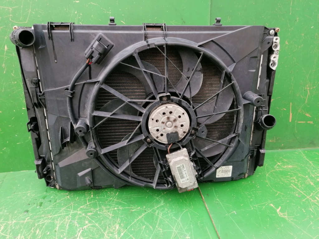 Купити Радіатор вентилятор bmw e90 e91 e92 n43b20 320i