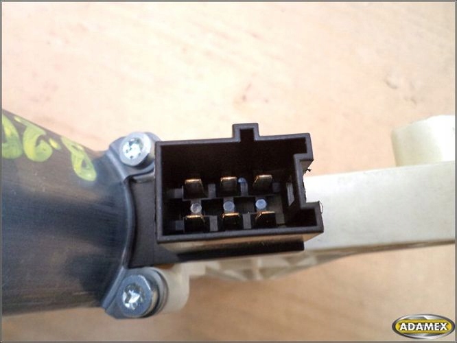 фото №4, Mercedes b-klasa w245 моторчик скло правий перед