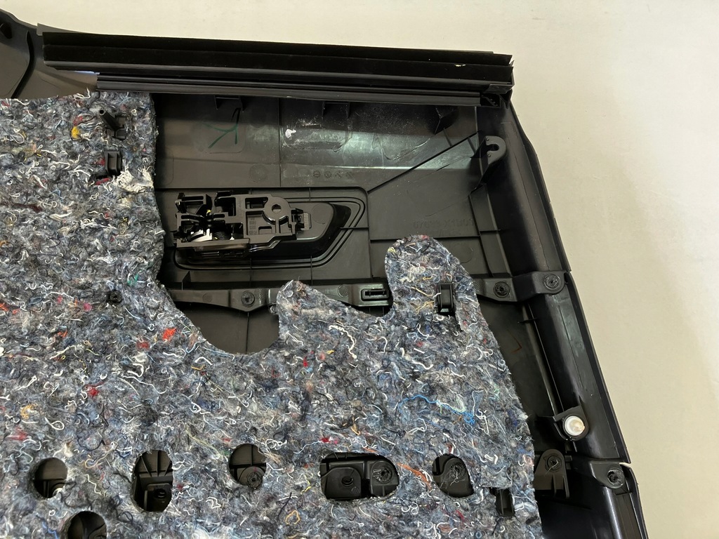 фото №12, Chr c-hr обивка обшивка дверь правый задняя чёрный