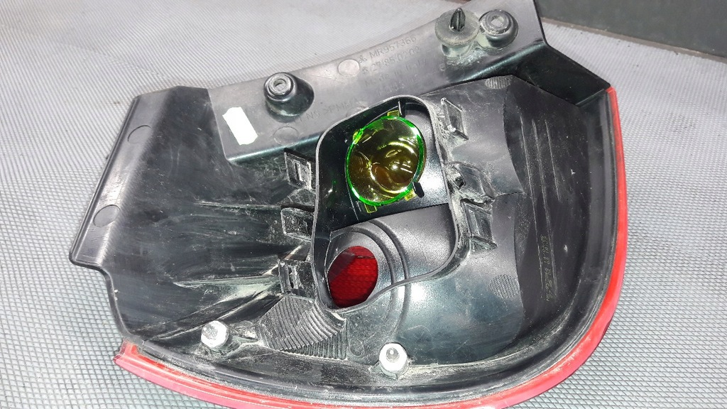 фото №8, 27850202 лампа правая mitsubishi colt vi