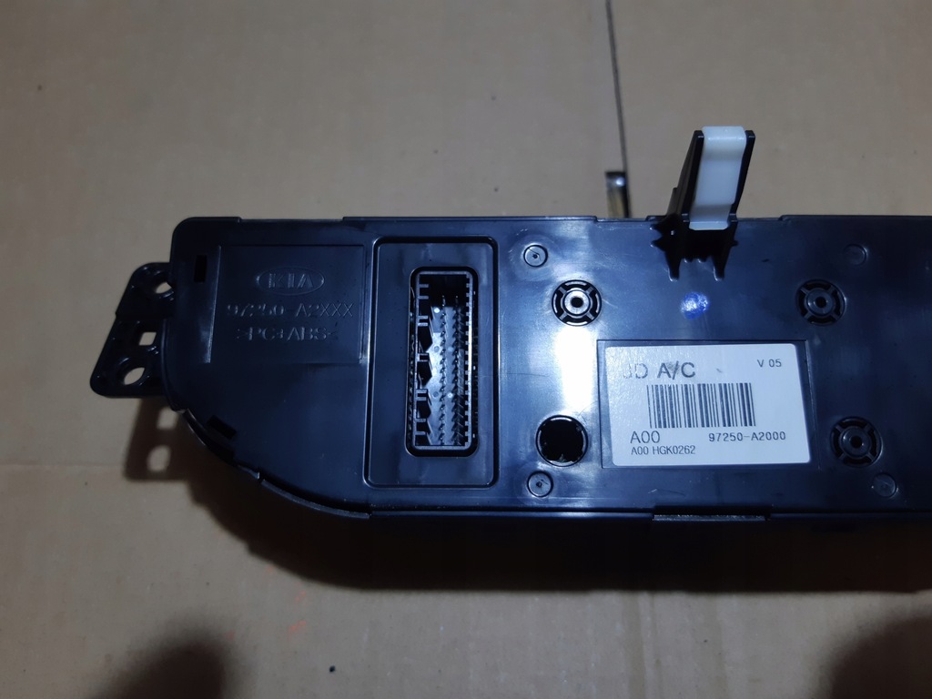 фото №10, Kia ceed ii панель обдув кондиціонера 97250-a2000