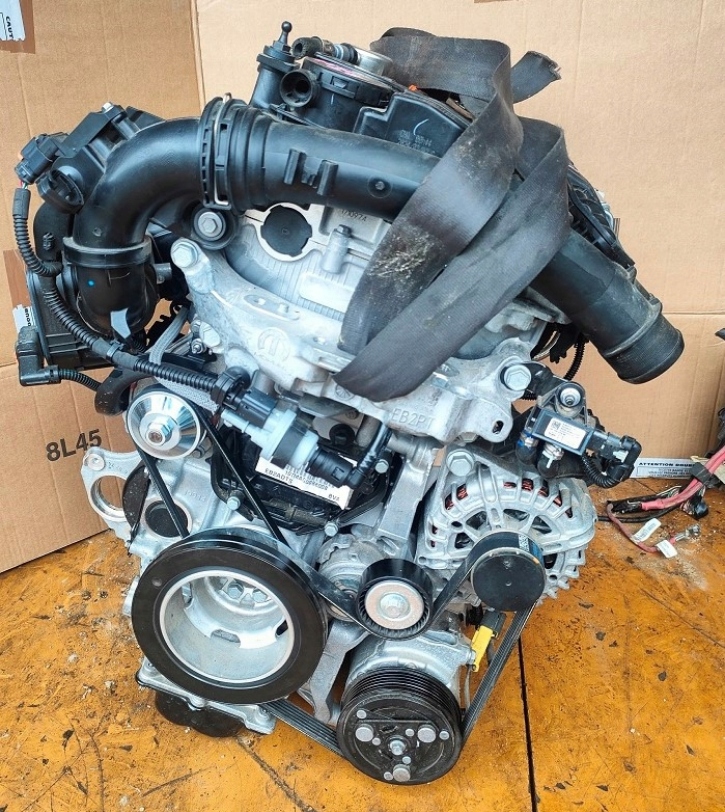 фото №1, Двигатель kompletny 1.2 thp 10tmag hn06