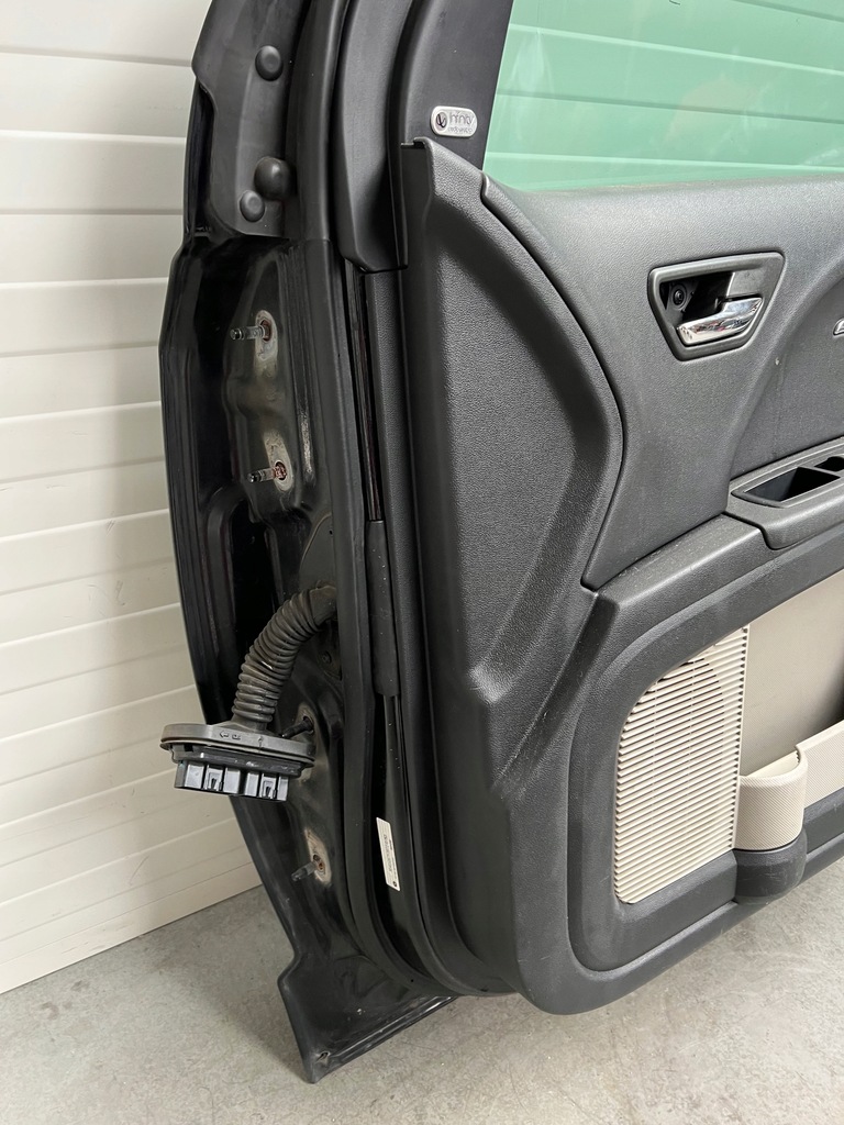 фото №7, Дверь правый перед передние dodge journey / fiat freemont