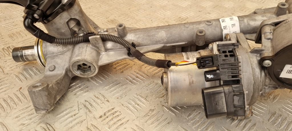 фото №9, Mercedes оригинальный номер a2474602002 w247 gla рулевая рейка трансмиссия рулевая