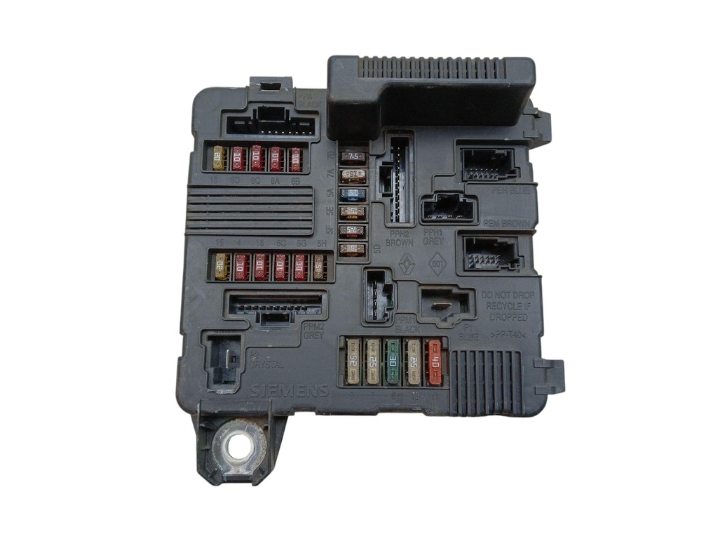 фото №1, Коробка предохранителей блок управления модуль upc x84 renault megane ii 8200306033