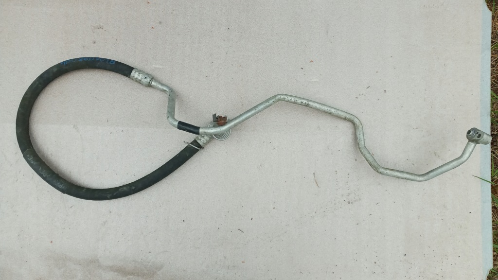 фото №1, A4 a6 passat wąż шланг кондиціонера 4b0260701b