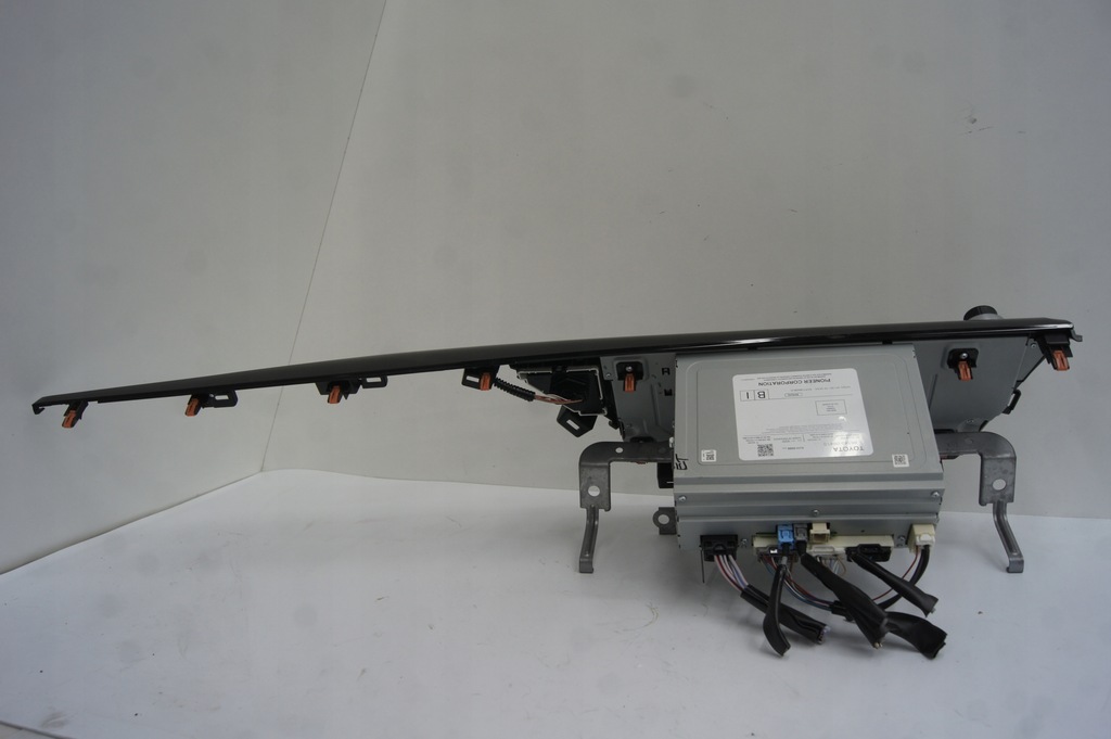 фото №8, Радіо навігація рамка toyota camry viii sedan usa 86140-06410