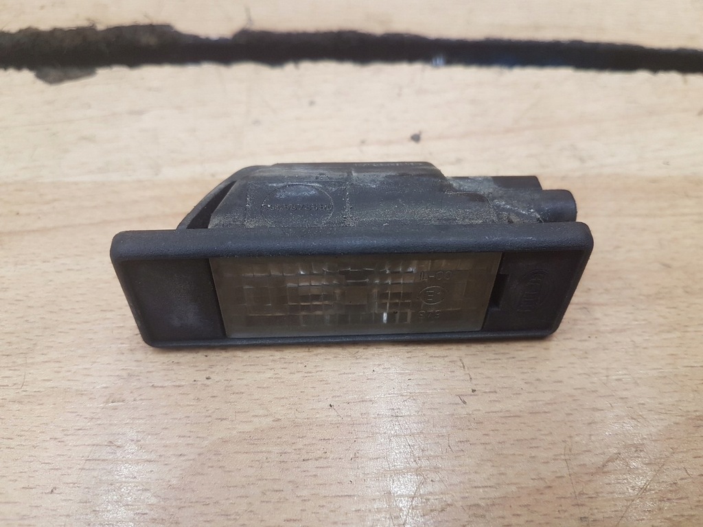 фото №1, Лампа освещение номерного знака nissan primera p12 hb